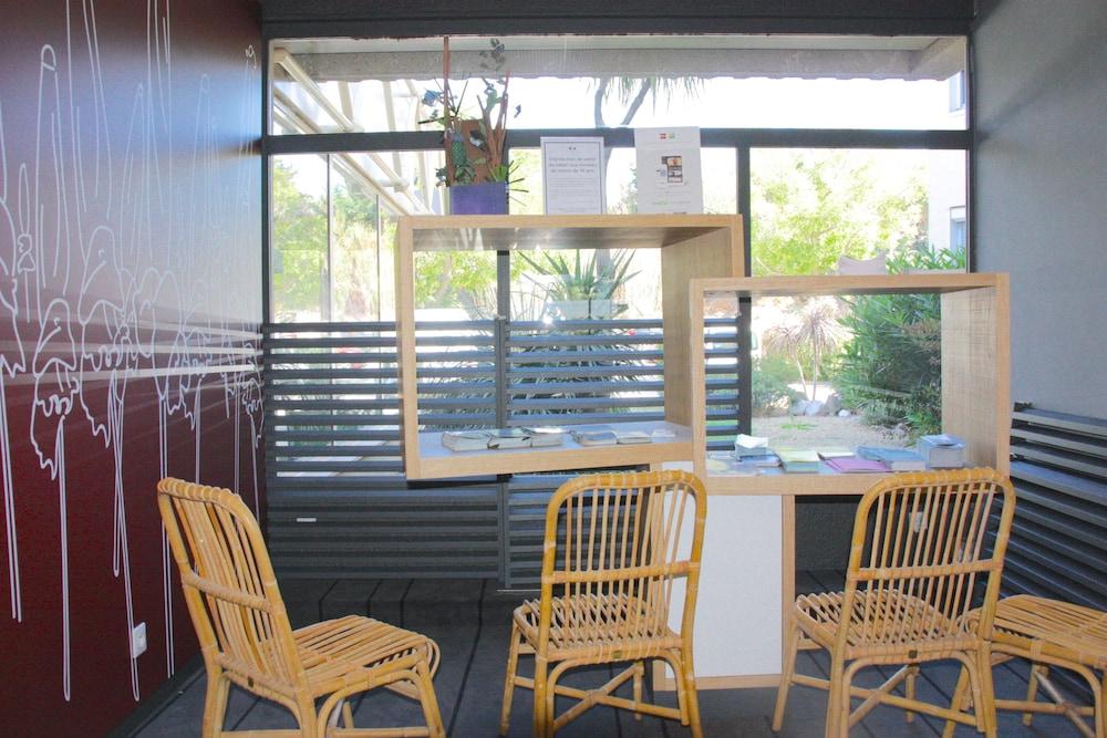 Ibis Styles Toulon La Seyne Sur Mer Exterior foto