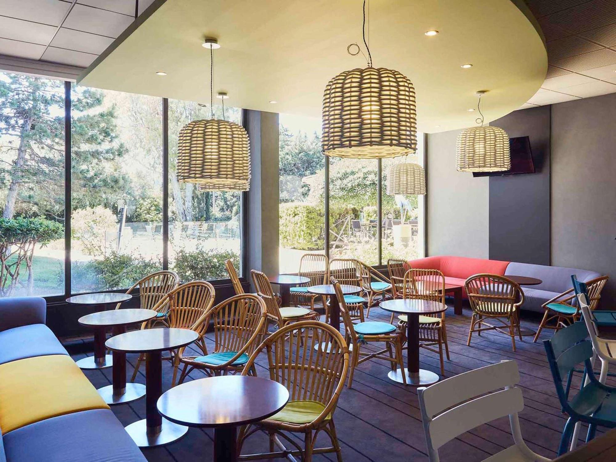 Ibis Styles Toulon La Seyne Sur Mer Exterior foto
