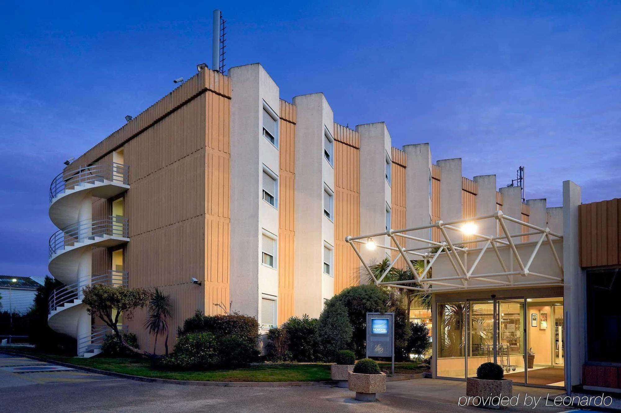Ibis Styles Toulon La Seyne Sur Mer Exterior foto