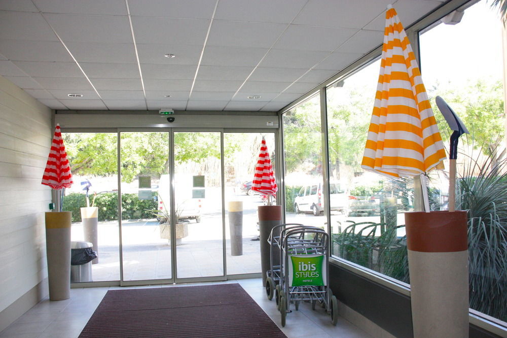 Ibis Styles Toulon La Seyne Sur Mer Exterior foto